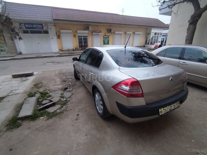 Renault Megane-8