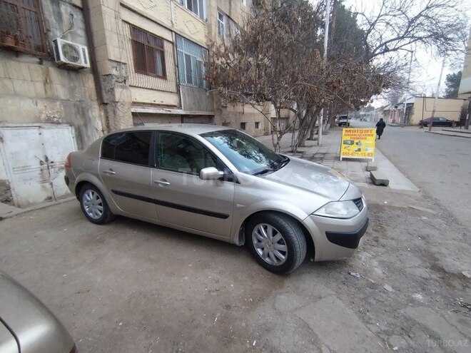 Renault Megane-9