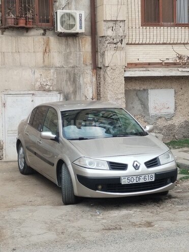 Renault Megane-10