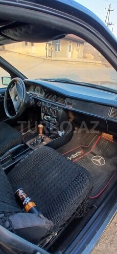 Mercedes 190 1991, 200,000 km - 1.8 l - Tovuz