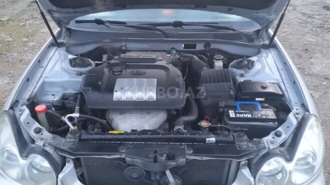 Hyundai Sonata 2004, 293,000 km - 2.0 l - Neftçala
