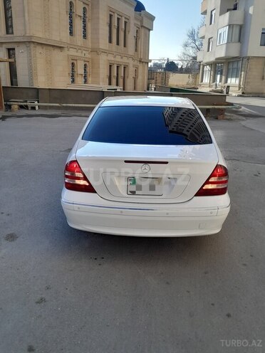 Mercedes C 240 2006, 241,586 km - 2.4 л - Bakı