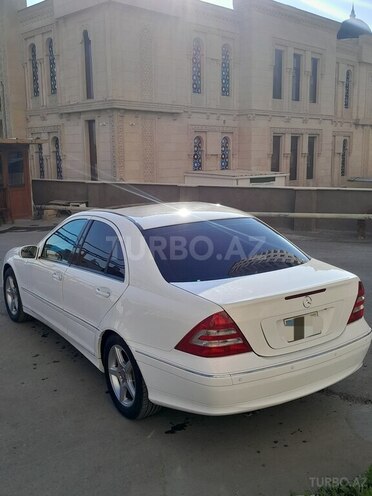 Mercedes C 240 2006, 241,586 km - 2.4 л - Bakı