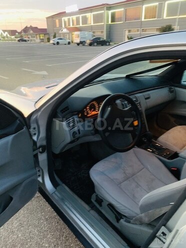 Mercedes E 240 1998, 360,000 km - 2.4 l - Bakı