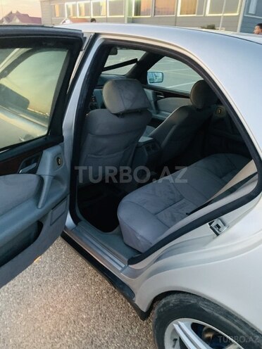 Mercedes E 240 1998, 360,000 km - 2.4 l - Bakı
