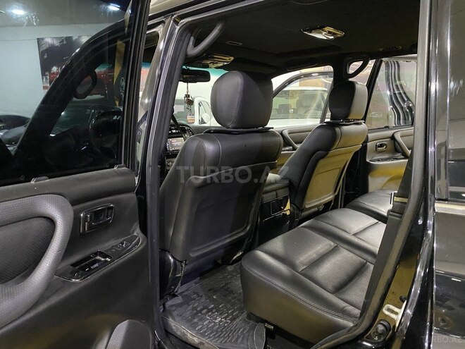 Toyota Land Cruiser-15