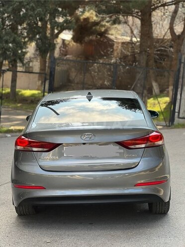Hyundai Elantra 2017, 93,300 km - 2.0 л - Bakı