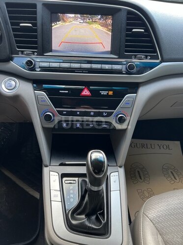 Hyundai Elantra 2017, 93,300 km - 2.0 л - Bakı