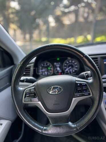 Hyundai Elantra 2017, 93,300 km - 2.0 л - Bakı