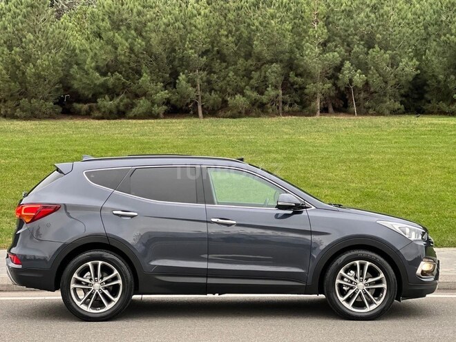 Hyundai Santa Fe-12