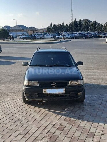 Opel Astra 1997, 350,000 km - 1.6 л - Sumqayıt