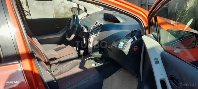 Toyota Yaris 2008, 374,000 km - 1.3 л - Bakı