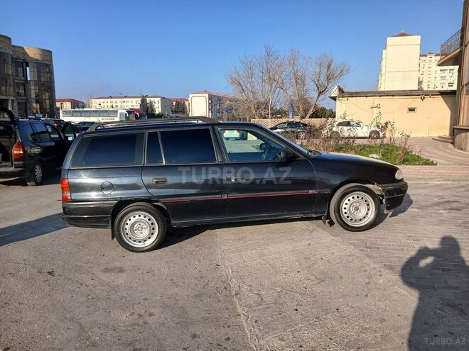 Opel Astra 1997, 350,000 km - 1.6 л - Sumqayıt
