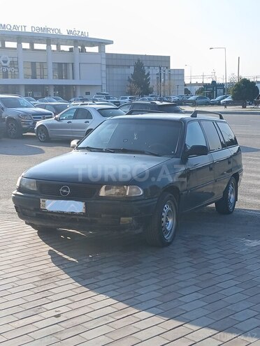 Opel Astra 1997, 350,000 km - 1.6 л - Sumqayıt
