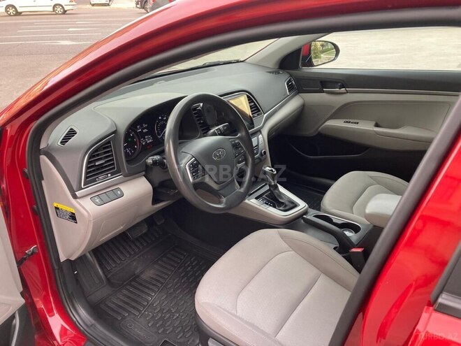 Hyundai Elantra 2017, 204,000 km - 2.0 l - Bakı
