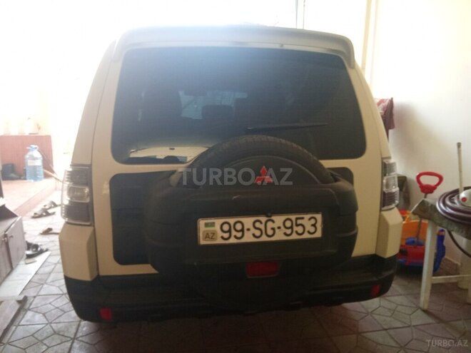 Mitsubishi Pajero 2007, 350,000 km - 3.0 l - Gəncə