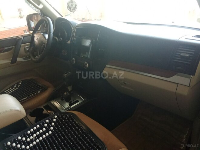 Mitsubishi Pajero 2007, 350,000 km - 3.0 l - Gəncə