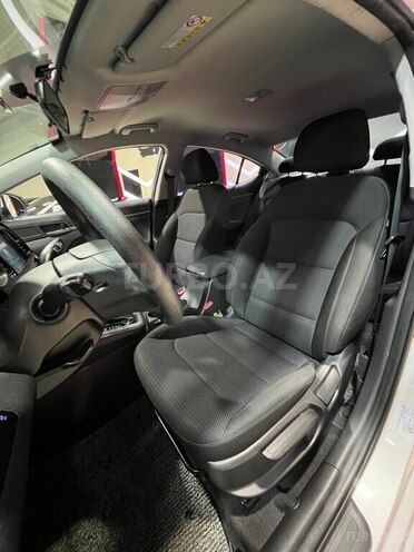 Hyundai Elantra 2016, 130,000 km - 1.6 l - Sumqayıt