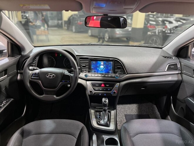 Hyundai Elantra 2016, 130,000 km - 1.6 l - Sumqayıt