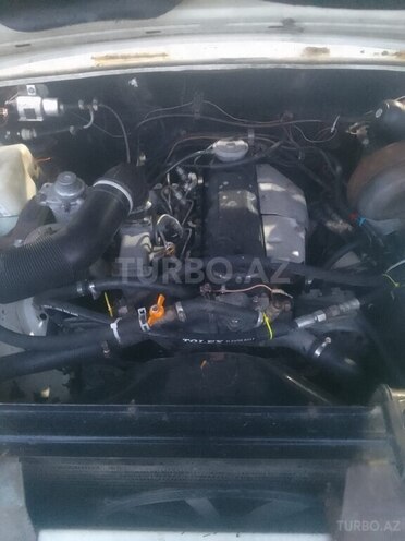 GAZ 3102 1998, 250,000 km - 2.4 л - Masallı