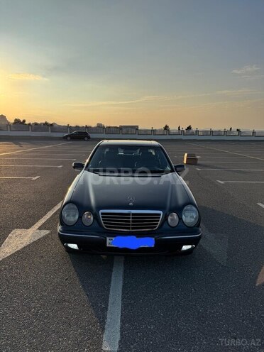 Mercedes E 240 2001, 353,000 km - 2.4 l - Xırdalan