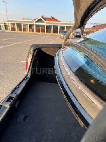 Mercedes E 240 2001, 353,000 km - 2.4 l - Xırdalan
