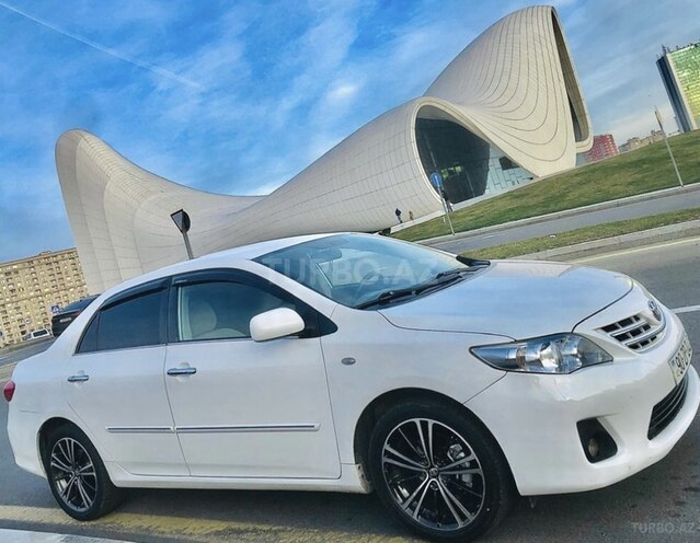 Toyota Corolla 2010, 235,000 km - 1.8 l - Bakı