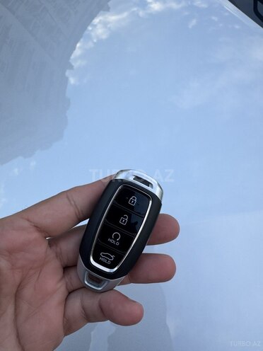 Hyundai Accent 2022, 22,000 km - 1.6 l - Bakı