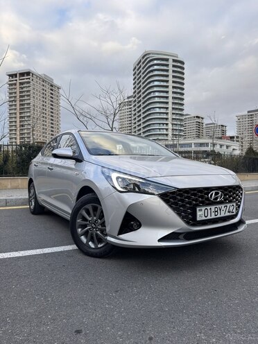 Hyundai Accent 2022, 22,000 km - 1.6 l - Bakı