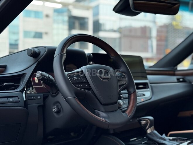 Lexus ES 300h 2024, 0 km - 2.5 l - Bakı