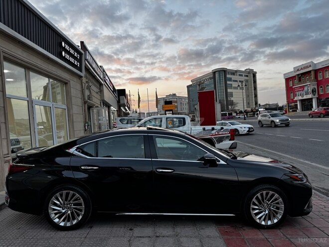 Lexus ES 300h 2024, 0 km - 2.5 l - Bakı