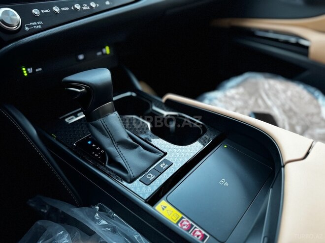 Lexus ES 300h 2024, 0 km - 2.5 l - Bakı