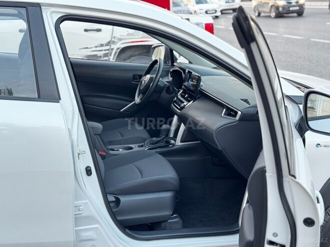 Toyota Corolla Cross 2024, 0 km - 2.0 l - Bakı