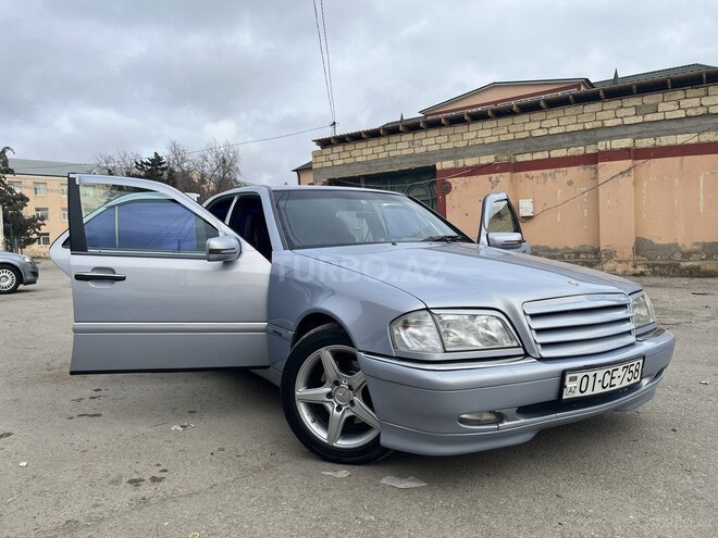 Mercedes C 240 1999, 315,000 km - 2.4 l - Sumqayıt