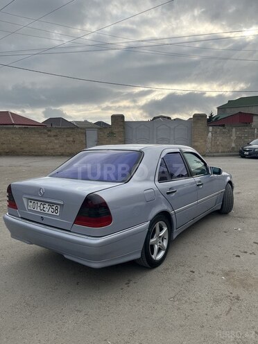 Mercedes C 240 1999, 315,000 km - 2.4 l - Sumqayıt