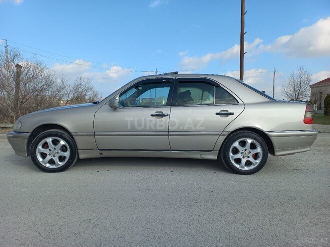 Mercedes C 230 1999, 355,000 km - 2.3 л - Bakı