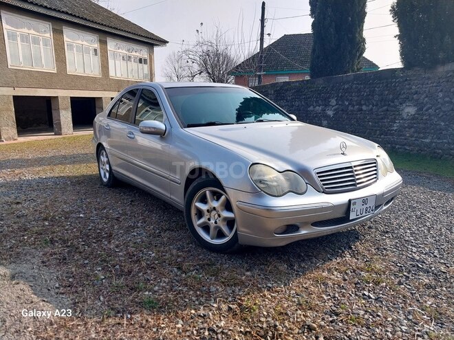 Mercedes C 240 2000, 240,000 km - 2.6 l - Lənkəran
