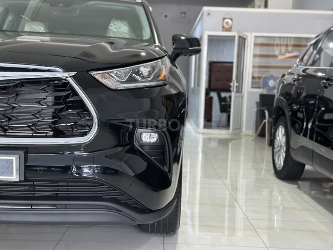 Toyota Highlander-5