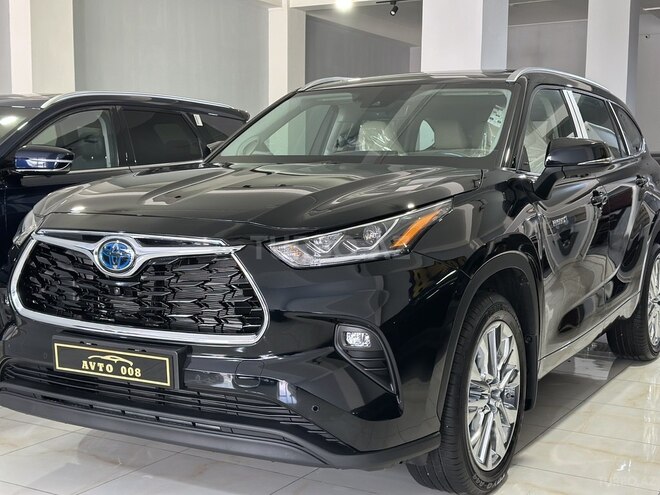 Toyota Highlander-3