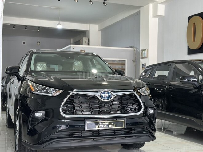 Toyota Highlander-2