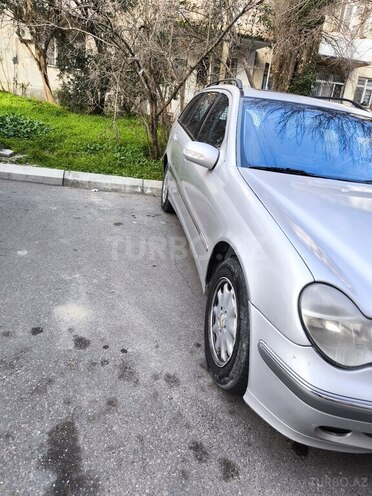 Mercedes C 200 2002, 303,000 km - 2.0 л - Bakı