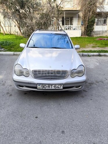Mercedes C 200 2002, 303,000 km - 2.0 л - Bakı