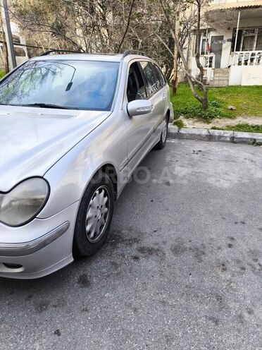 Mercedes C 200 2002, 303,000 km - 2.0 л - Bakı
