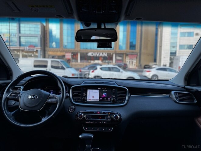 Kia Sorento-8