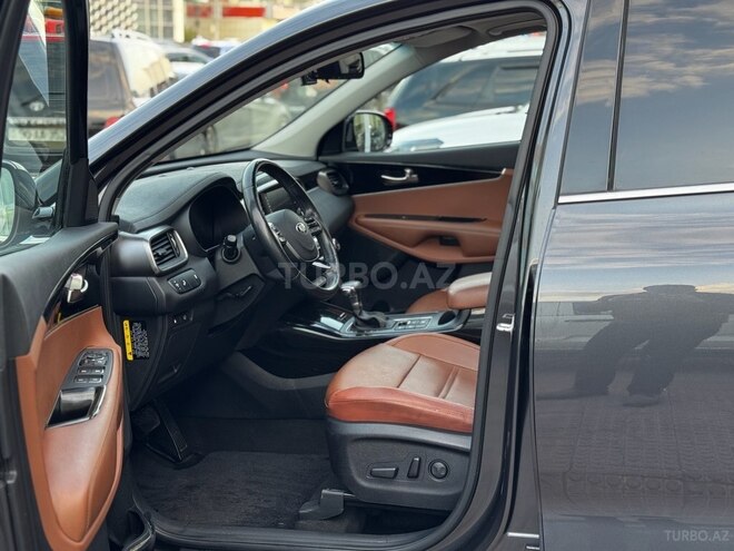 Kia Sorento-20