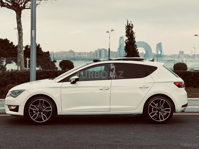 SEAT Leon-7