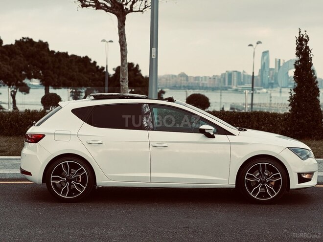 SEAT Leon-8