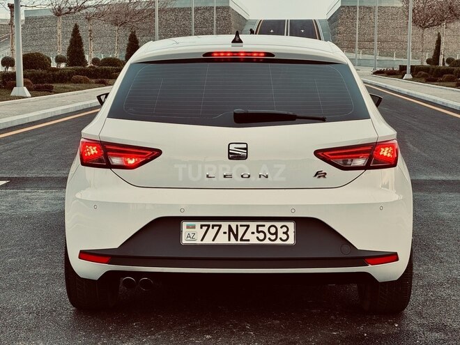 SEAT Leon-15