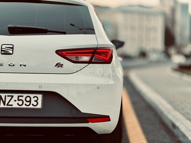 SEAT Leon-12