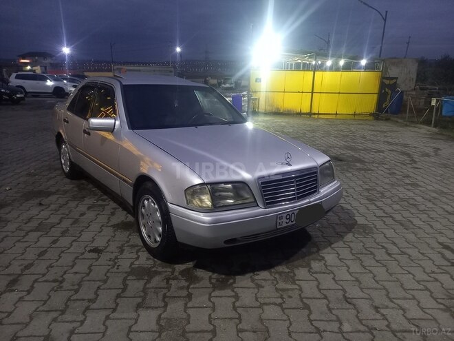 Mercedes C 180 1995, 450,000 km - 1.8 l - Ağstafa